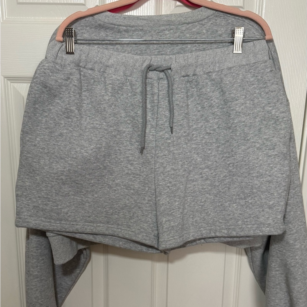 Cropped Crewneck Sweatshirt in Heather Gray - Picture 9 of 12
